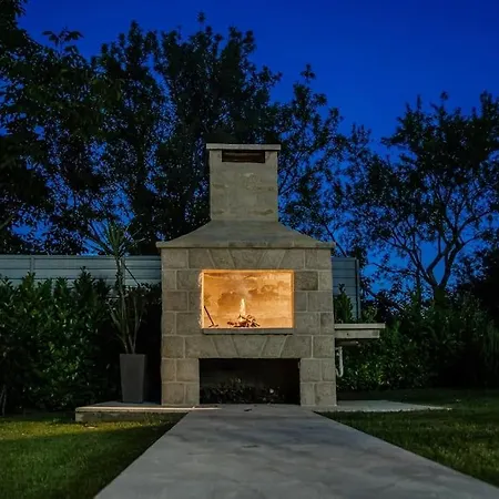 Tonka - Makarska Villa Imotski